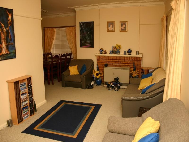 4 Aradale Avenue, Ararat VIC 3377