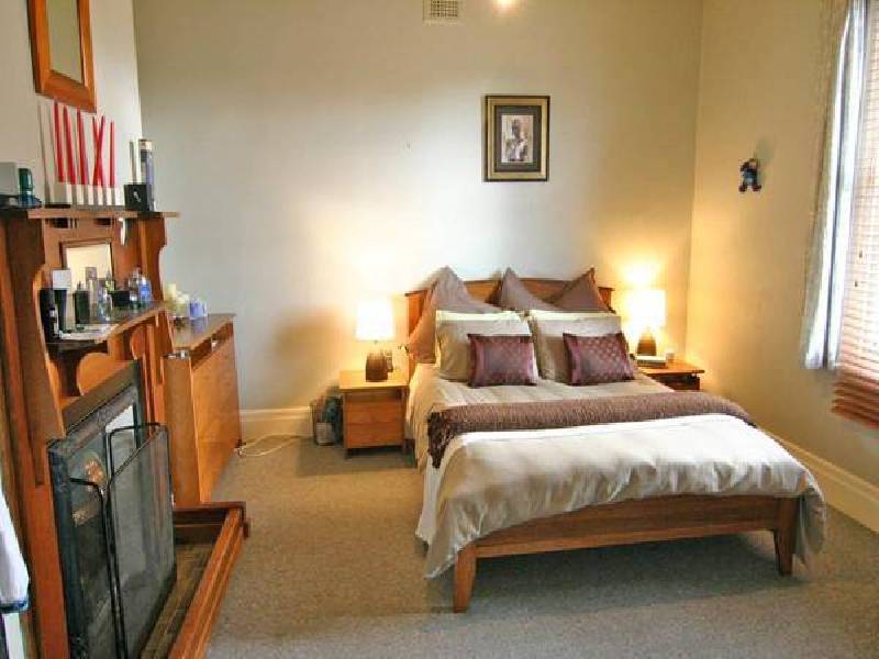 Tobin Street, Ararat VIC 3377