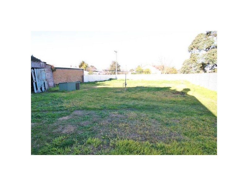 Tobin Street, Ararat VIC 3377