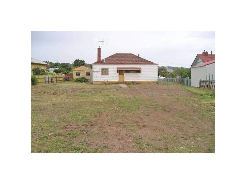 Queens Avenue, Ararat VIC 3377