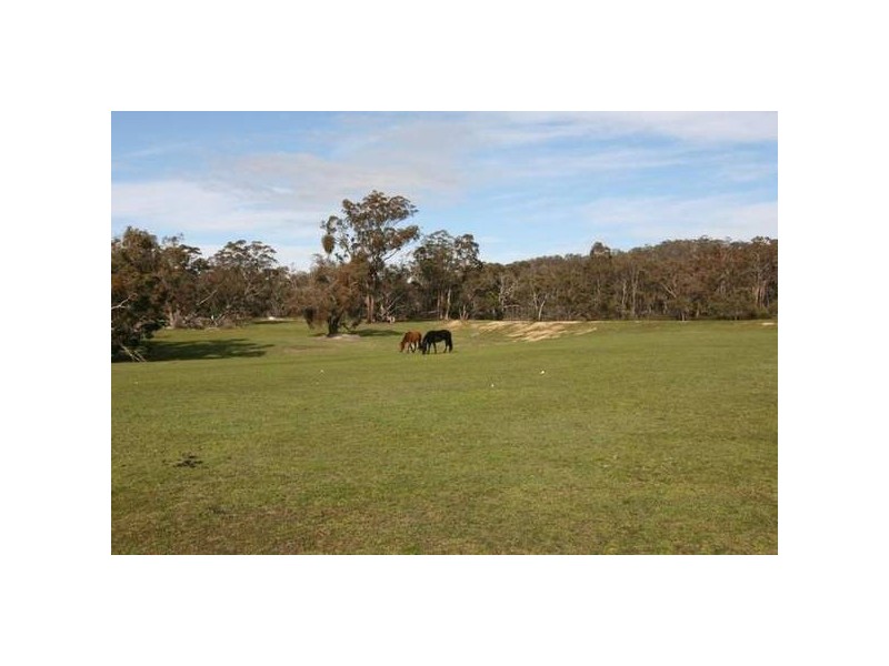 5 Picnic Road, Ararat VIC 3377