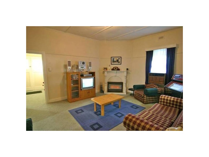 14 Rundell Street, Ararat VIC 3377