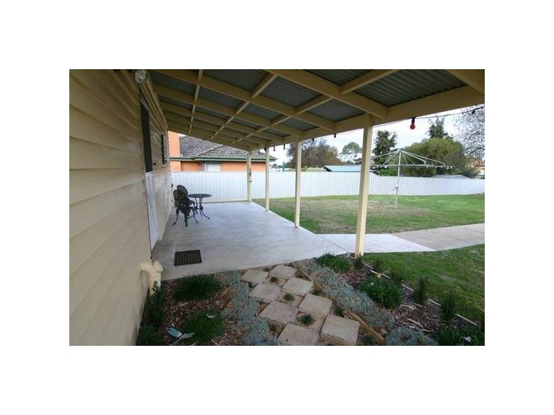 14 Rundell Street, Ararat VIC 3377