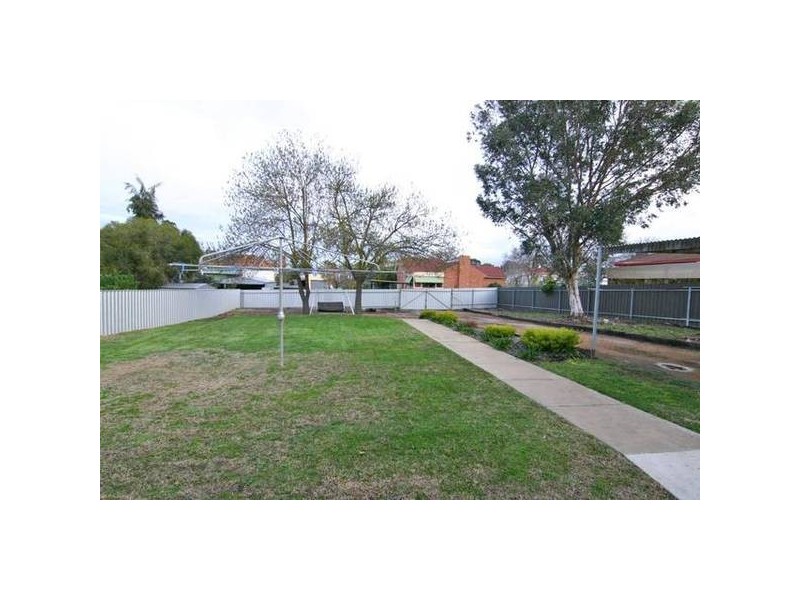 14 Rundell Street, Ararat VIC 3377