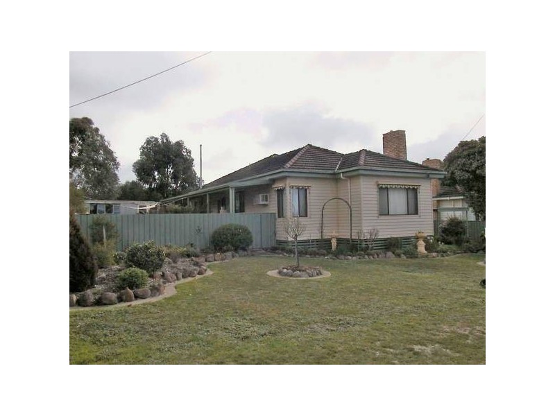 99 George Road, Ararat VIC 3377