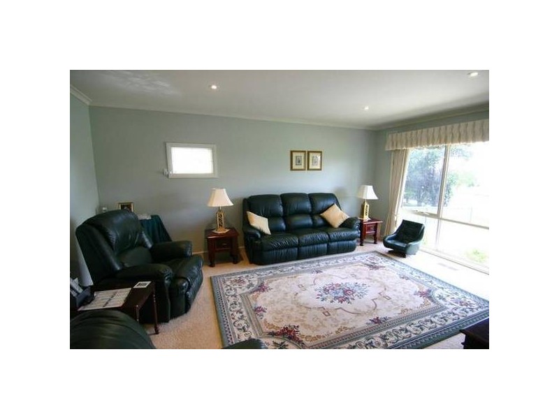 28 Coad Street, Ararat VIC 3377