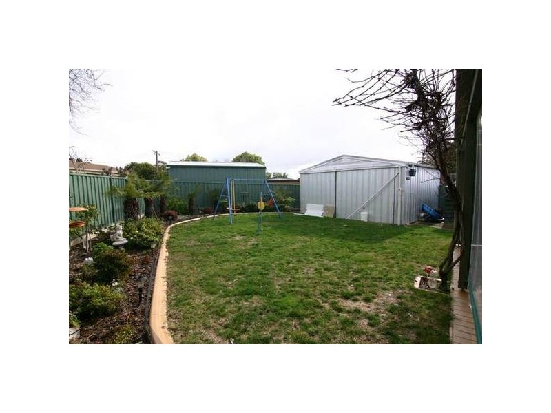 28 Coad Street, Ararat VIC 3377