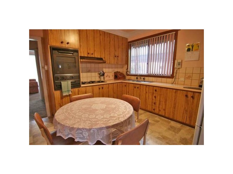 5 Churchill Avenue, Ararat VIC 3377