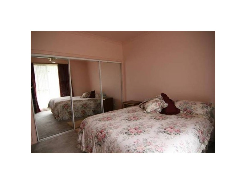 5 Churchill Avenue, Ararat VIC 3377