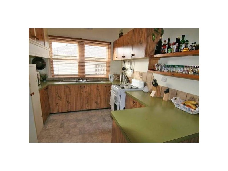 8 Clarke Street, Ararat VIC 3377