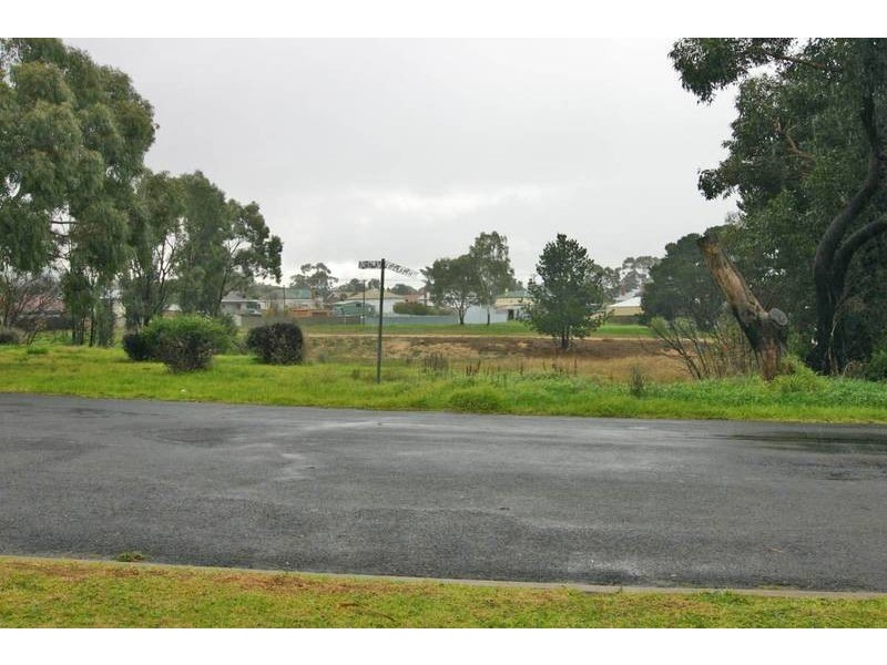 1 Elizabeth Street, Ararat VIC 3377