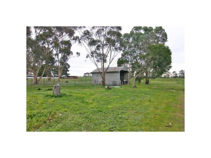 920 Glenelg Highway, Westmere VIC 3351