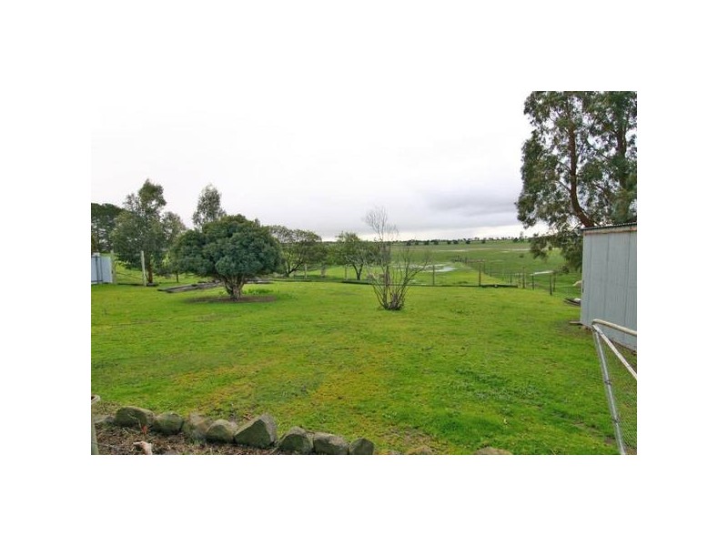 28 Campbell Street, Streatham VIC 3351