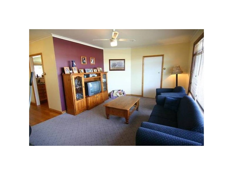 Moore Street, Ararat VIC 3377