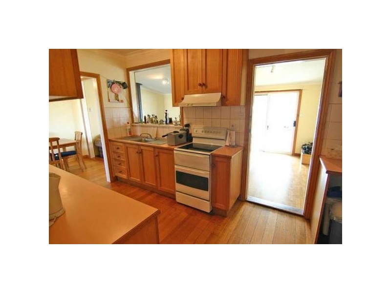 Moore Street, Ararat VIC 3377