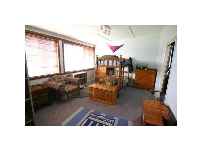 Moore Street, Ararat VIC 3377