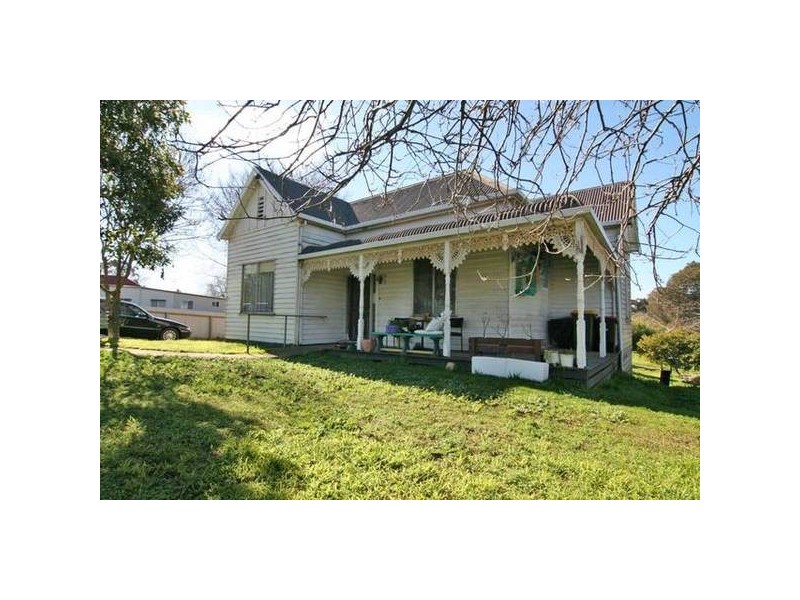 10 Lambert Street, Ararat VIC 3377