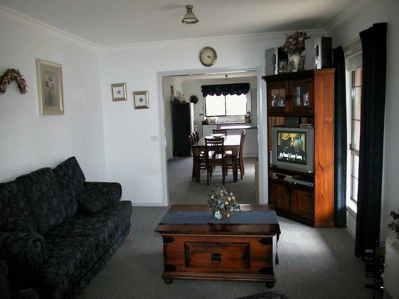 15 Mclean Street, Ararat VIC 3377