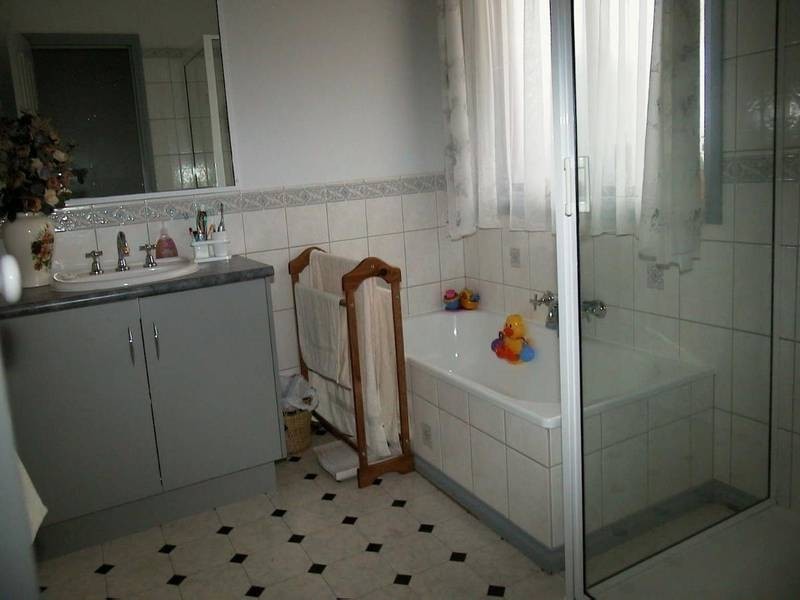 15 Mclean Street, Ararat VIC 3377