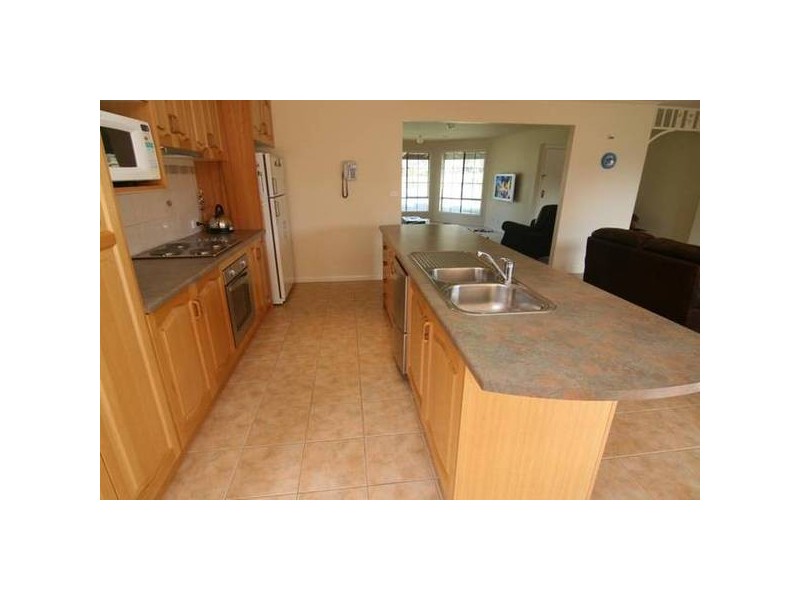 21 Bowen Place, Ararat VIC 3377