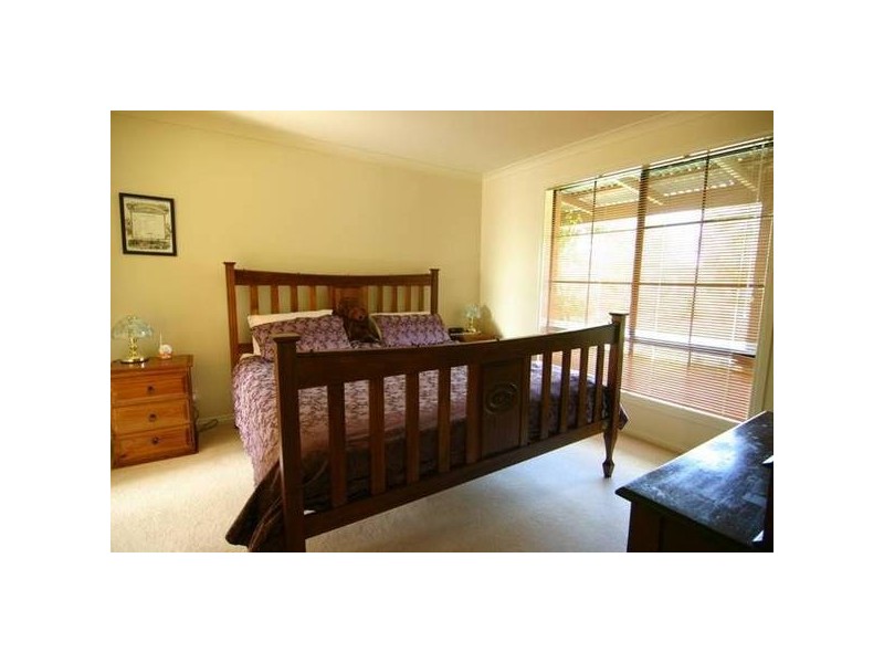 21 Bowen Place, Ararat VIC 3377