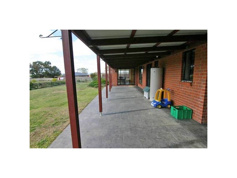 21 Bowen Place, Ararat VIC 3377