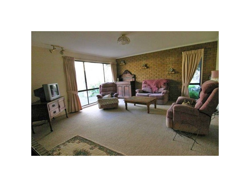 9 Mcloughlin Road, Ararat VIC 3377