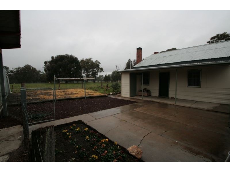 90 Boundry Road, Elmhurst VIC 3469
