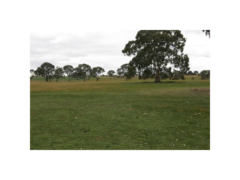 Dunkeld Road, Moyston VIC 3377