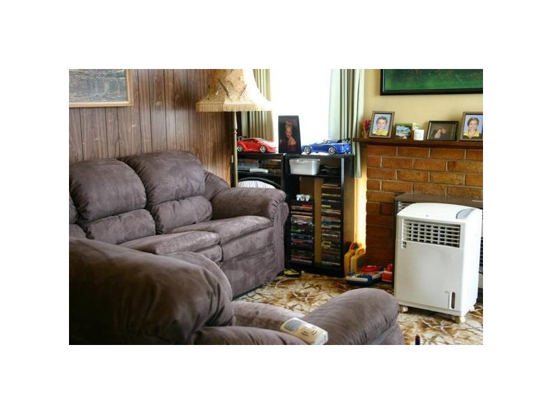 34 Churchill Avenue, Ararat VIC 3377