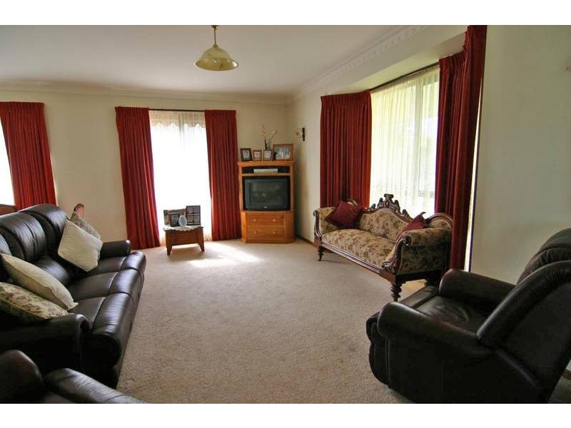 70 Green Street, Elmhurst VIC 3469