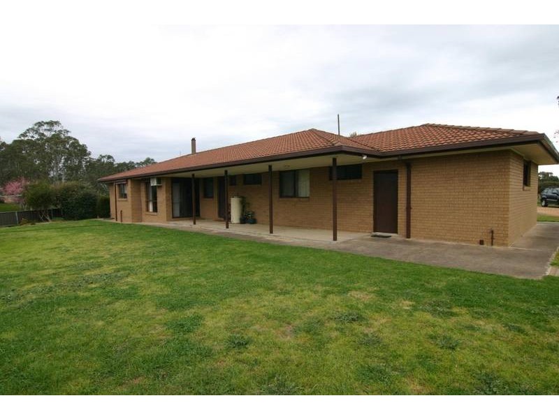 70 Green Street, Elmhurst VIC 3469