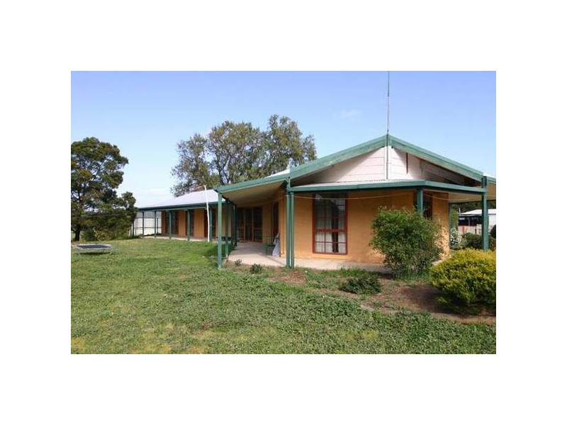 2 Wright Street, Crowlands VIC 3377