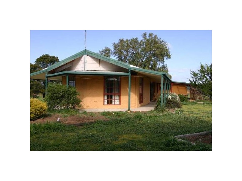 2 Wright Street, Crowlands VIC 3377