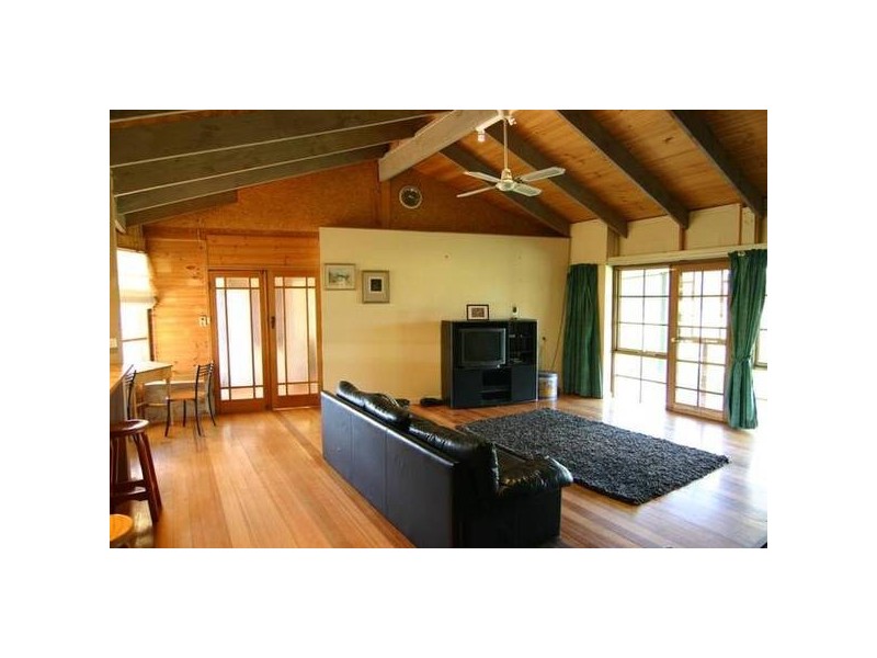 2 Wright Street, Crowlands VIC 3377