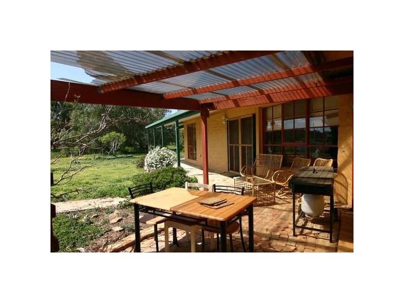 2 Wright Street, Crowlands VIC 3377
