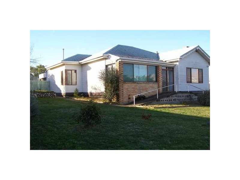 149 High Street, Ararat VIC 3377