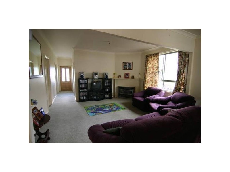 3 Dean Street, Ararat VIC 3377