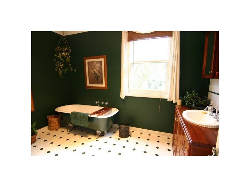 9 Dean Street, Ararat VIC 3377