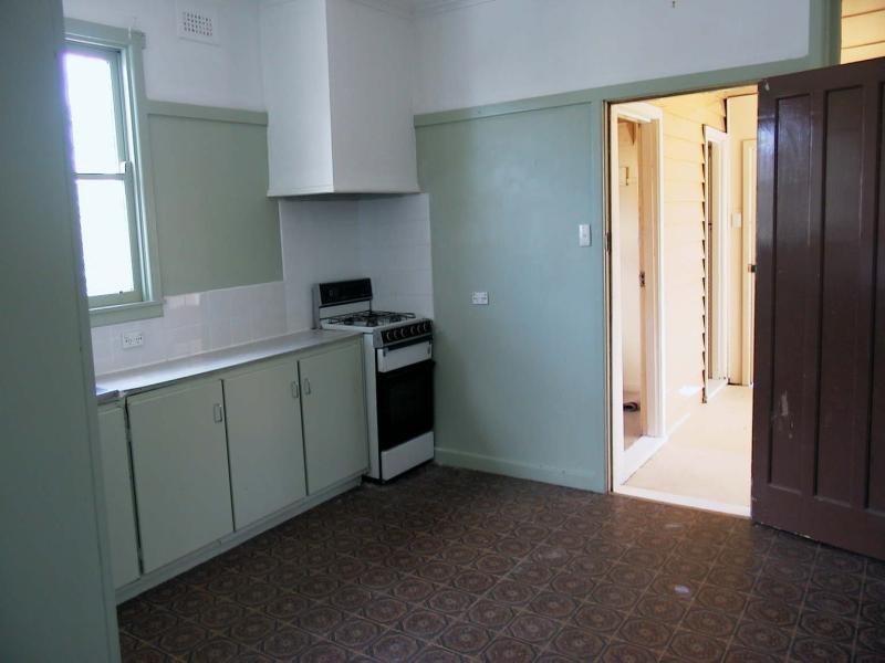 4 Churchill Avenue, Ararat VIC 3377