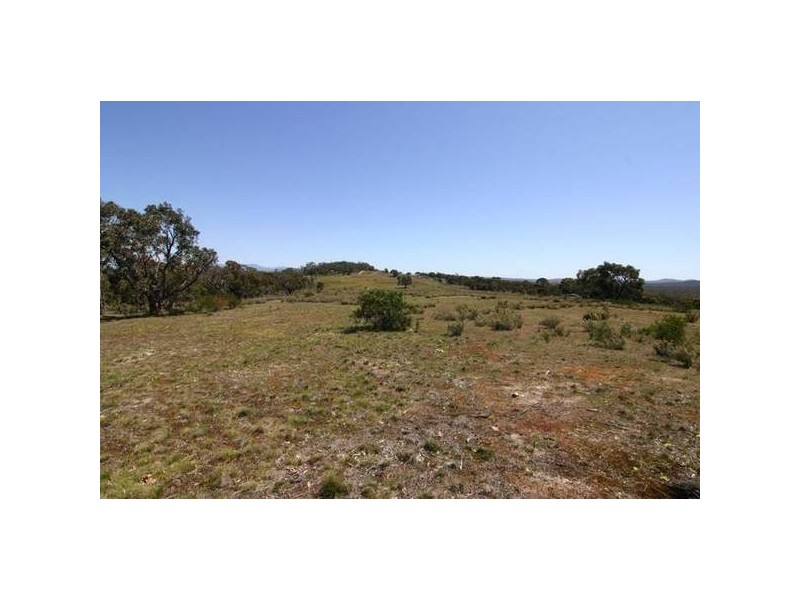 8 Western Highway, Buangor VIC 3375