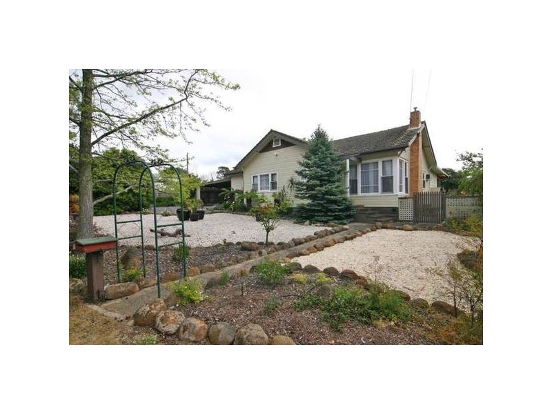 4 High Street West, Ararat VIC 3377