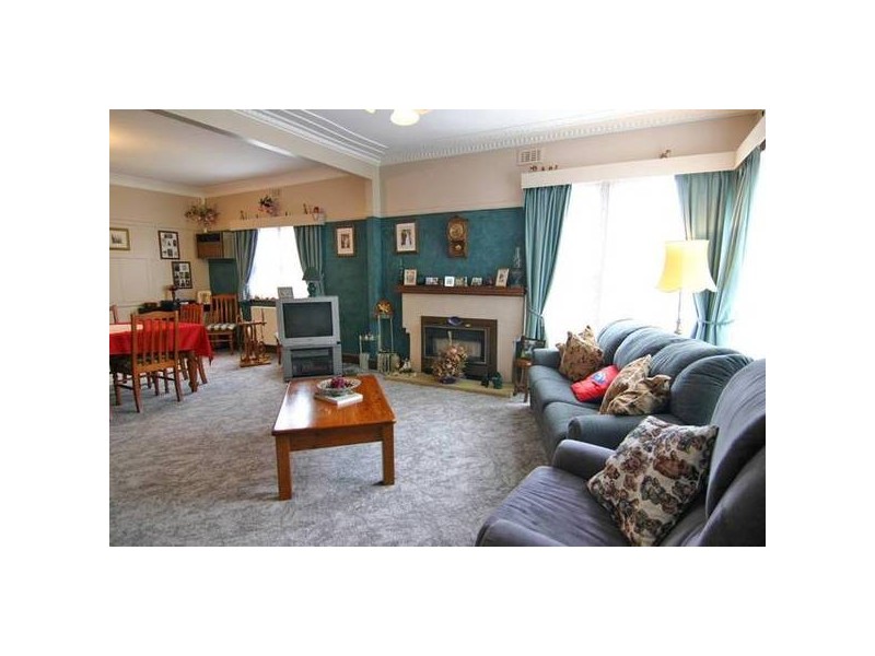 4 High Street West, Ararat VIC 3377