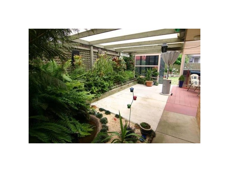 6 Blackie Avenue, Ararat VIC 3377