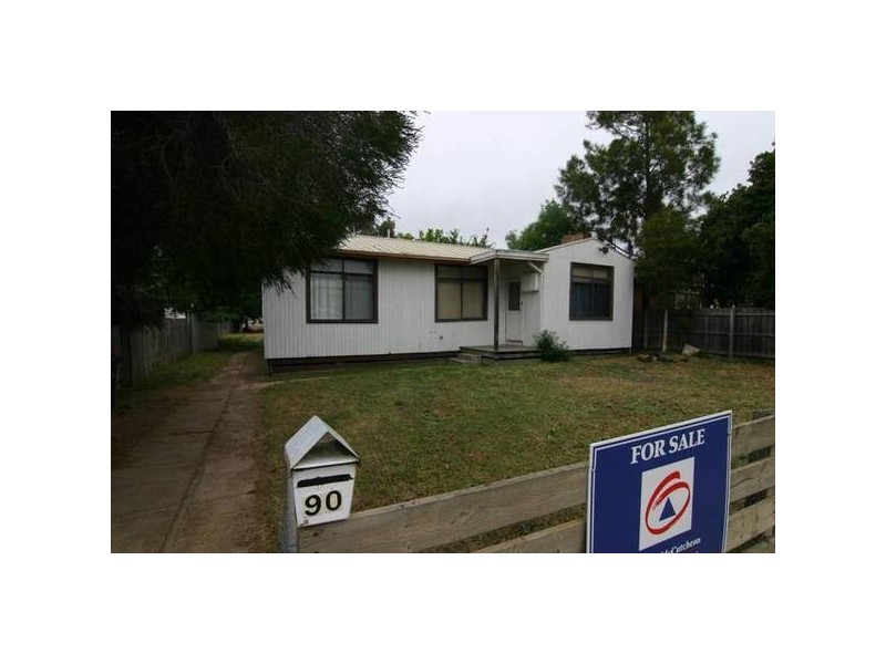 90 Rundell Street, Ararat VIC 3377