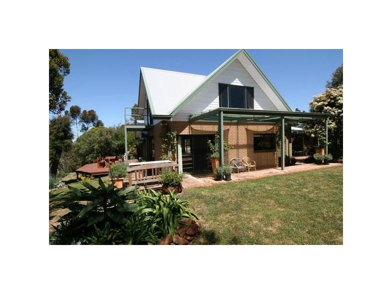 51 Bellingham’s Hill Road, Ararat VIC 3377