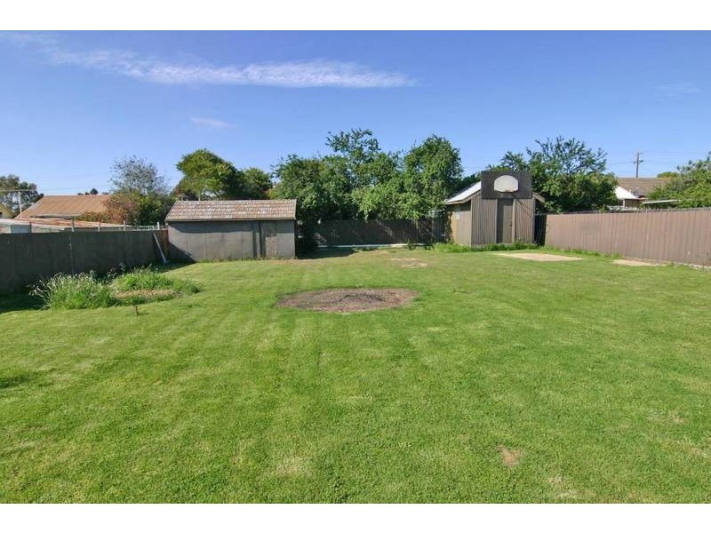 5 Elizabeth Street, Ararat VIC 3377