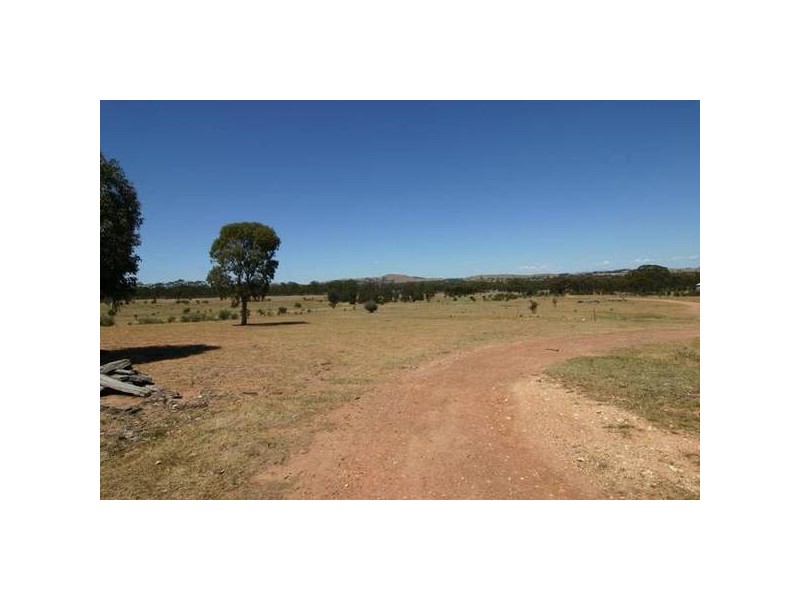 43 Murphys Lane, Landsborough VIC 3384