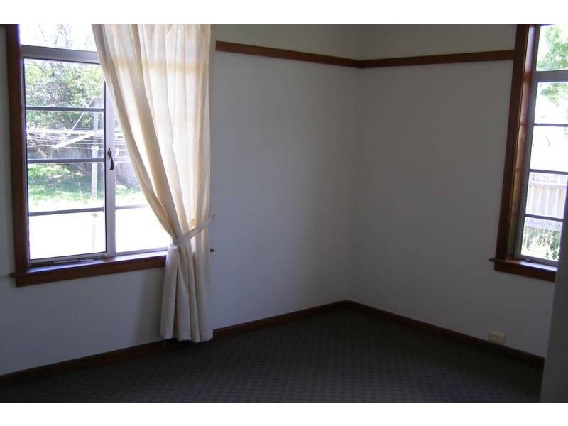 11 Webb Street, Ararat VIC 3377