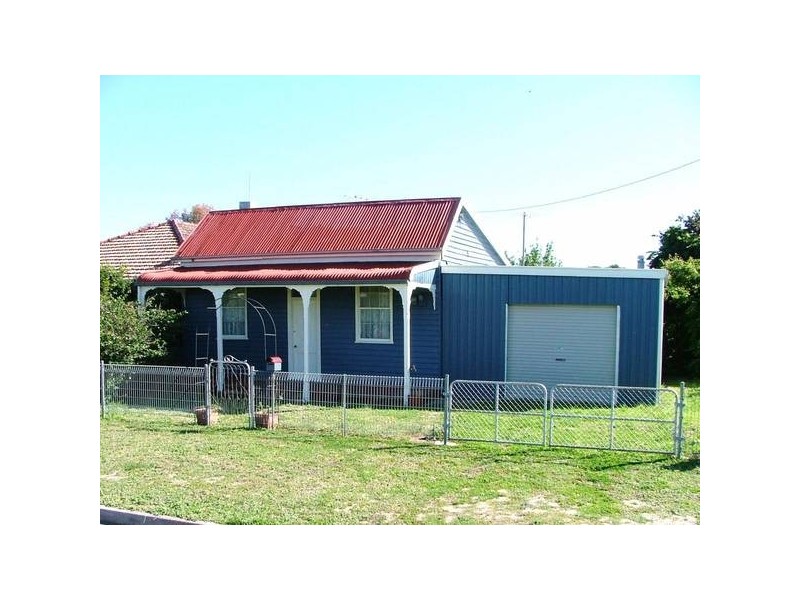 12 Commercial Street, Willaura VIC 3379
